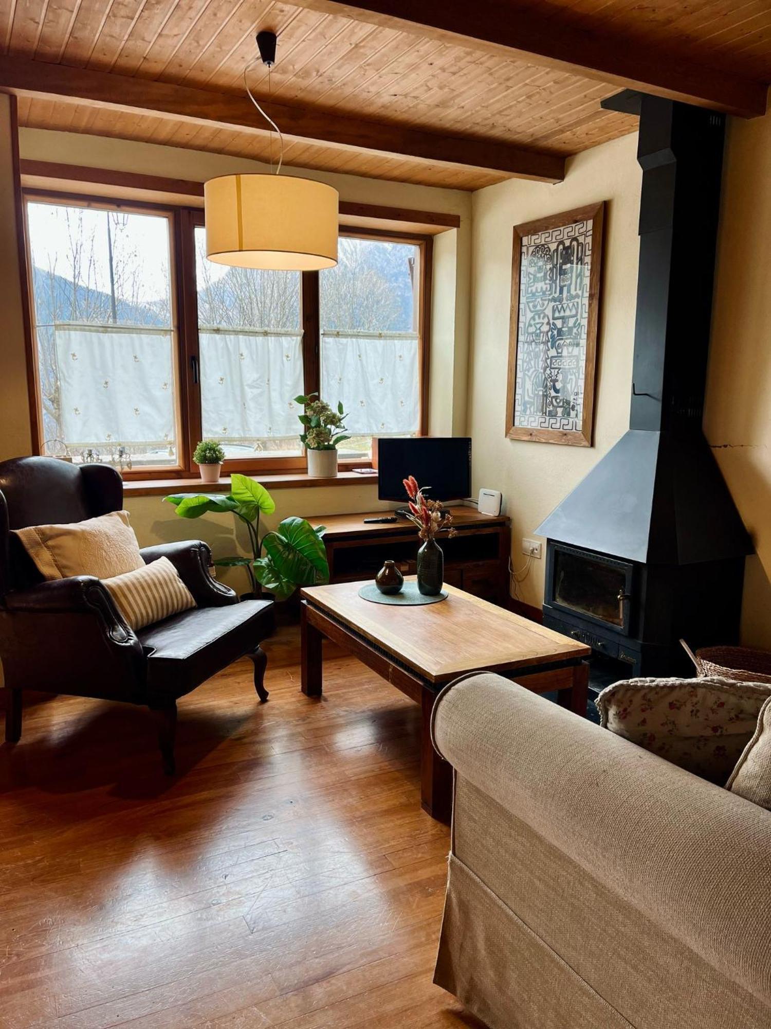 Vistas Sant Climent Tauell Apartment ภายนอก รูปภาพ